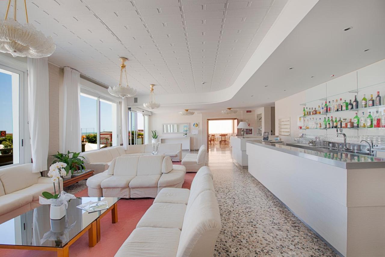 Hotel Continental Milano Marittima Buitenkant foto