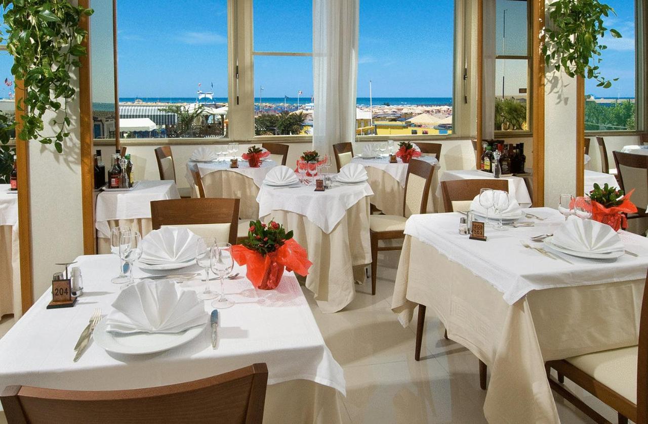 Hotel Continental Milano Marittima Buitenkant foto