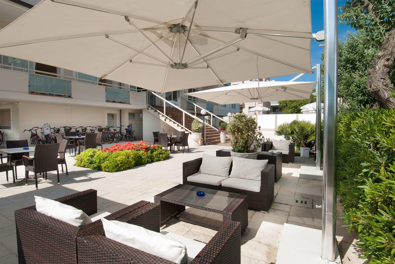 Hotel Continental Milano Marittima Buitenkant foto